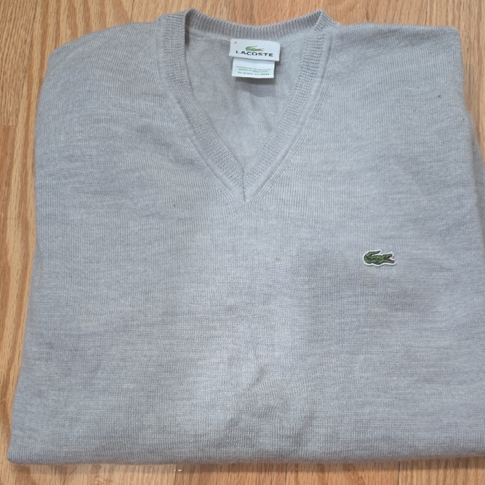 Lacoste Men's Gray V-Neck Sweater, 100% Pure New Wool 6-XL - Small Stain-pic #4